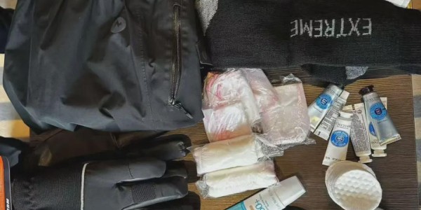立博体育-刚下飞机行李就没了！杭州姑娘花10多万去南极旅游却崩溃：衣物全靠借